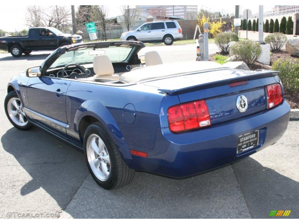 2007 Mustang V6 Premium Convertible - Vista Blue Metallic / Medium Parchment photo #11