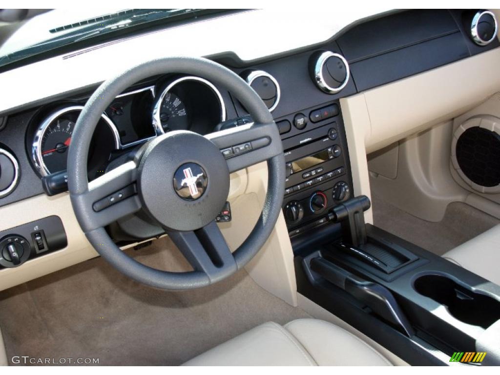 2007 Mustang V6 Premium Convertible - Vista Blue Metallic / Medium Parchment photo #13