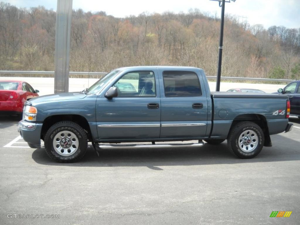 2006 Sierra 1500 Crew Cab 4x4 - Stealth Gray Metallic / Dark Pewter photo #5