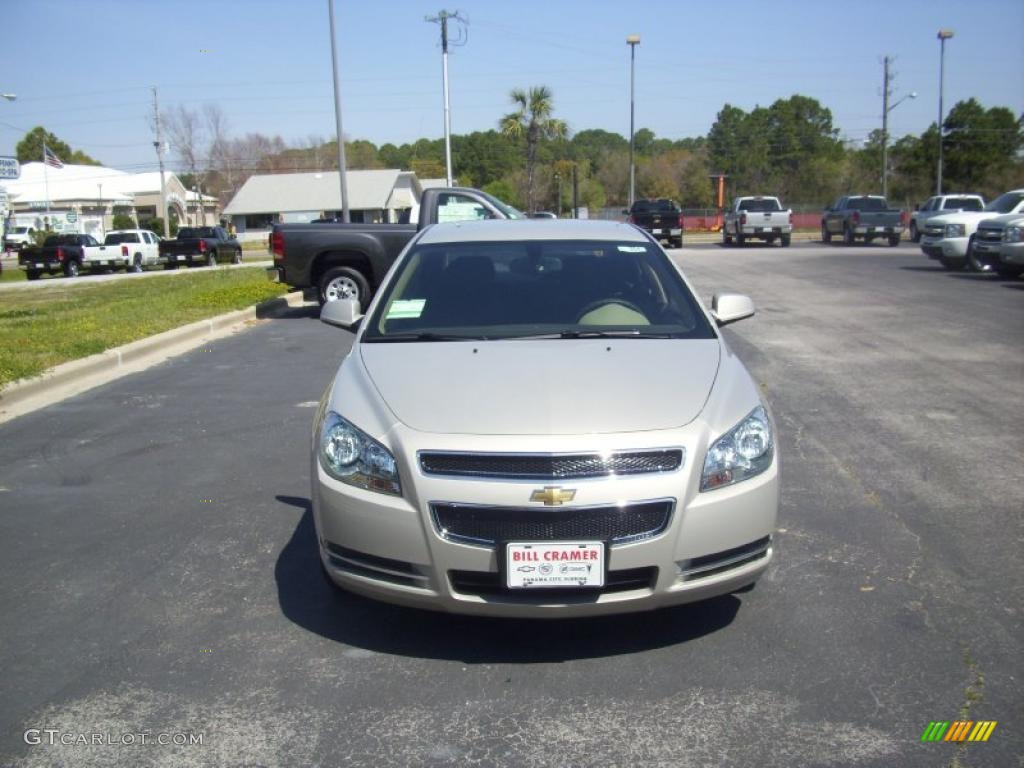 2010 Malibu LT Sedan - Gold Mist Metallic / Cocoa/Cashmere photo #9