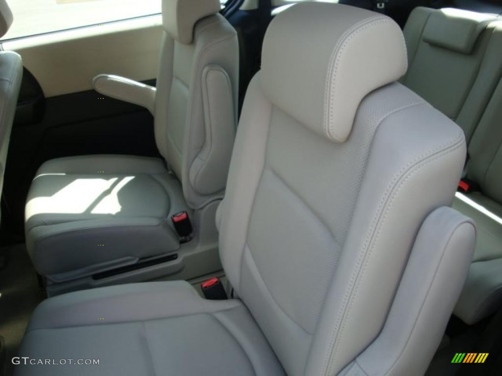 2008 MAZDA5 Grand Touring - Crystal White / Sand photo #9