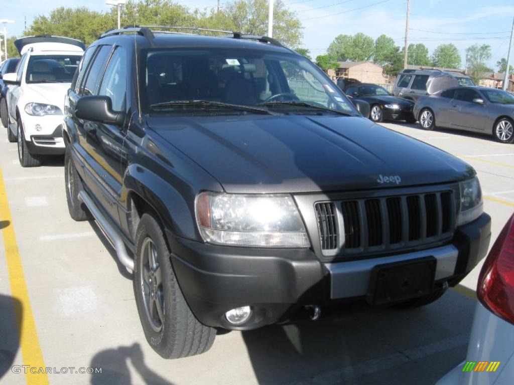 2004 Grand Cherokee Laredo - Graphite Metallic / Dark Slate Gray photo #5