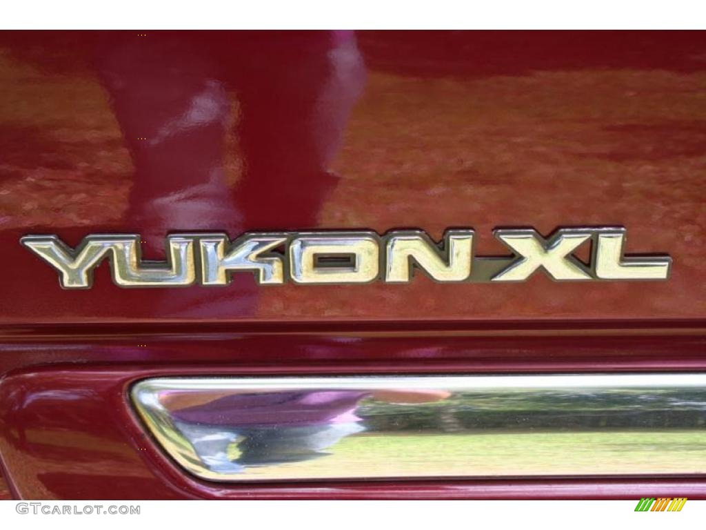2004 Yukon XL 1500 SLT 4x4 - Sport Red Metallic / Neutral/Shale photo #55