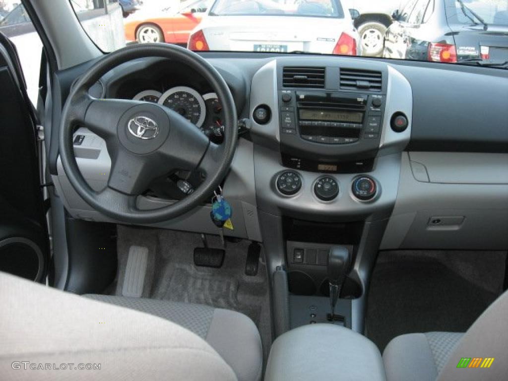 2007 RAV4 V6 4WD - Classic Silver Metallic / Ash Gray photo #15