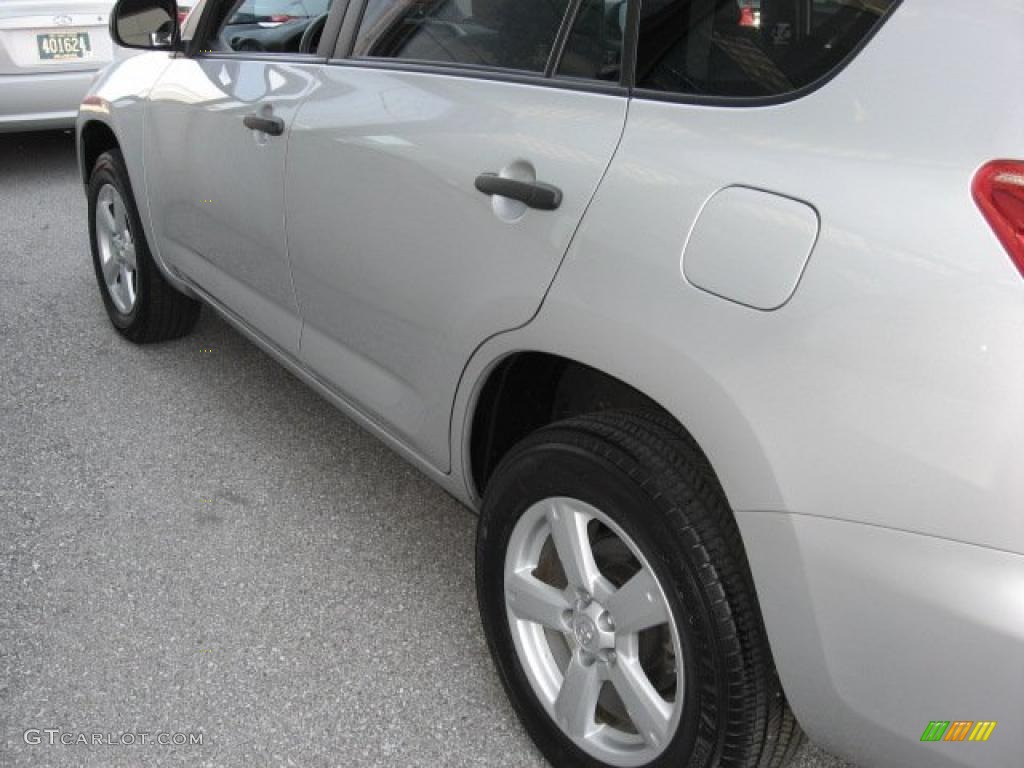 2007 RAV4 V6 4WD - Classic Silver Metallic / Ash Gray photo #58