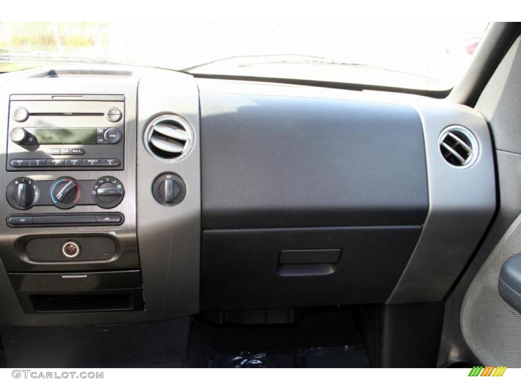 2005 F150 FX4 SuperCab 4x4 - True Blue Metallic / Black photo #58