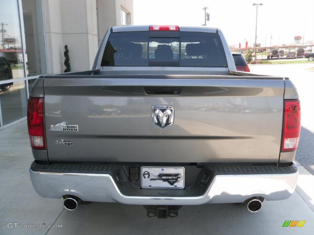 2010 Ram 1500 Big Horn Crew Cab - Mineral Gray Metallic / Dark Slate/Medium Graystone photo #3