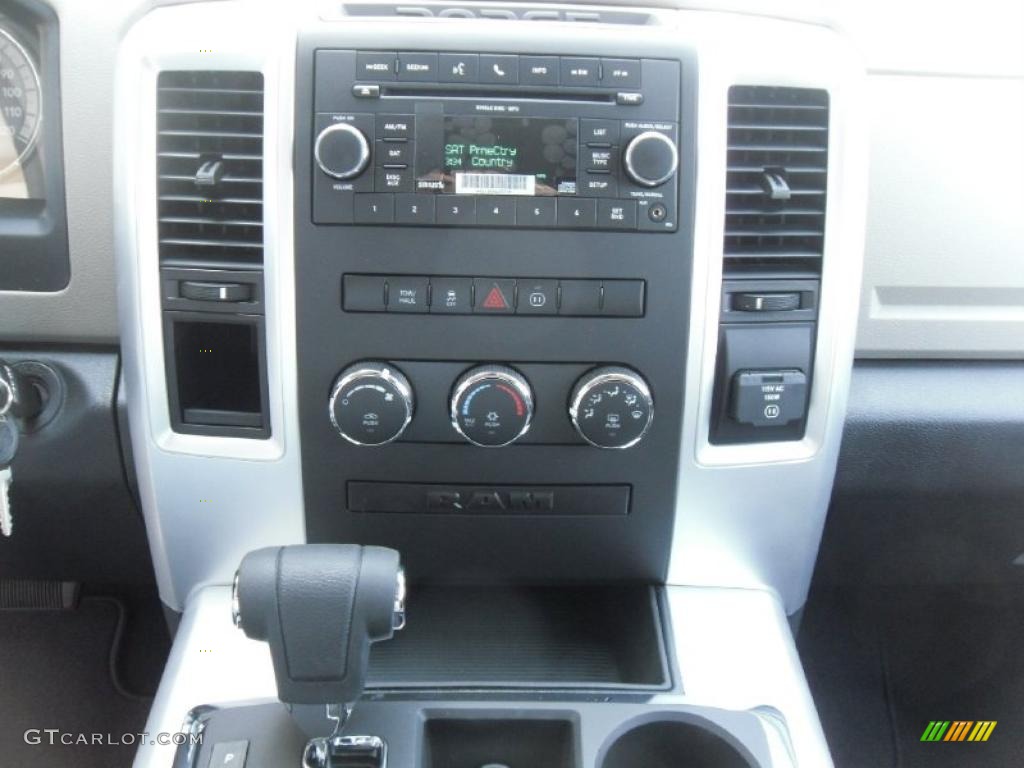 2010 Ram 1500 Big Horn Crew Cab - Mineral Gray Metallic / Dark Slate/Medium Graystone photo #10