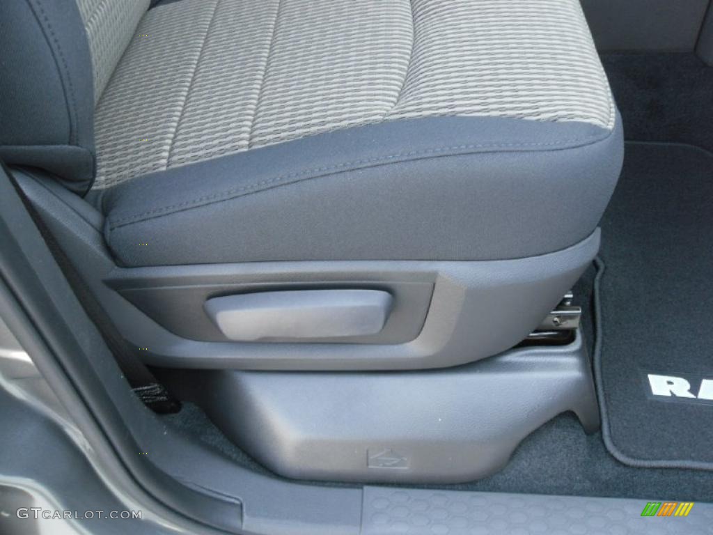 2010 Ram 1500 Big Horn Crew Cab - Mineral Gray Metallic / Dark Slate/Medium Graystone photo #16