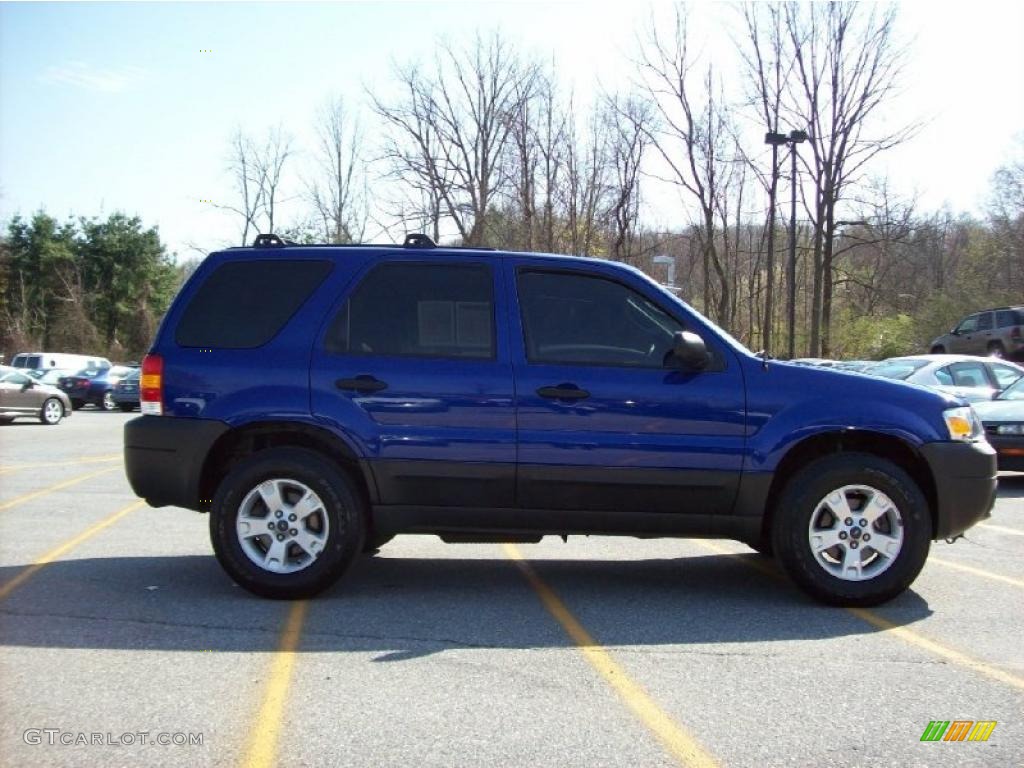 2005 Escape XLT V6 4WD - Sonic Blue Metallic / Medium/Dark Flint Grey photo #20