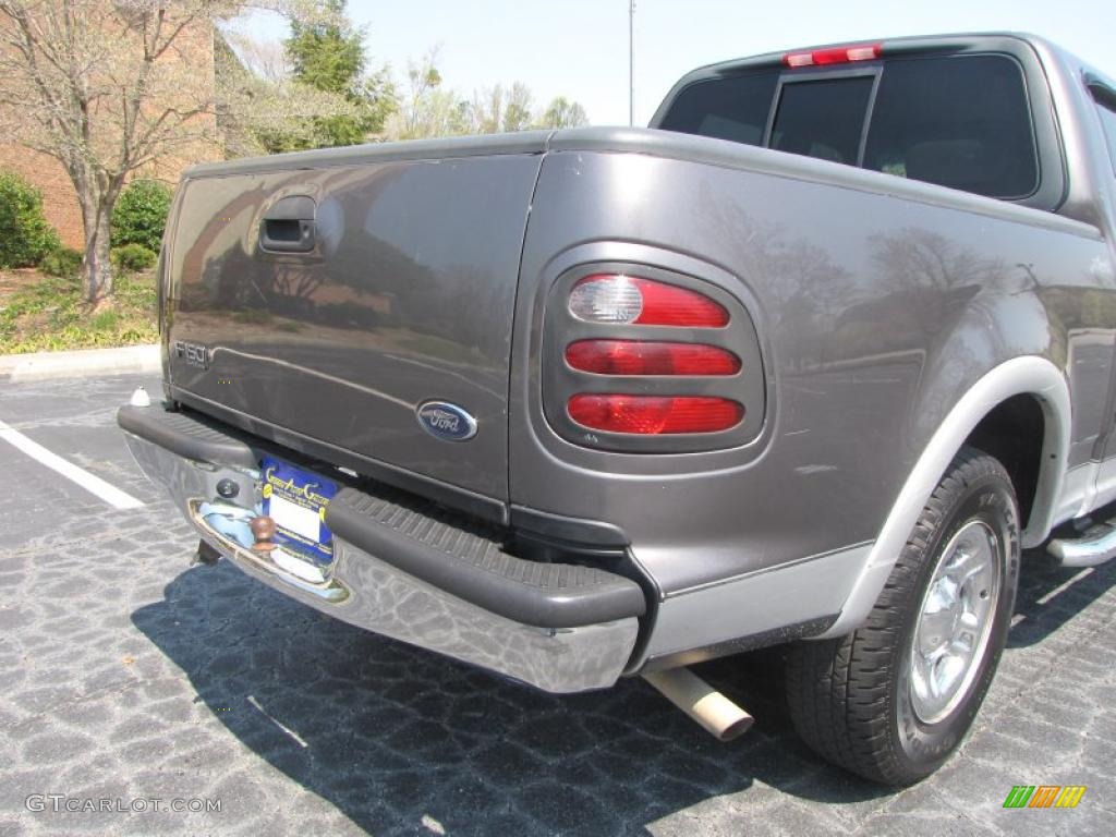 2002 F150 Lariat SuperCrew - Dark Shadow Grey Metallic / Medium Graphite photo #16