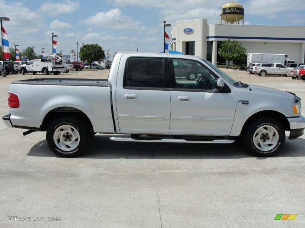 2003 F150 XLT SuperCrew - Silver Metallic / Medium Graphite Grey photo #2