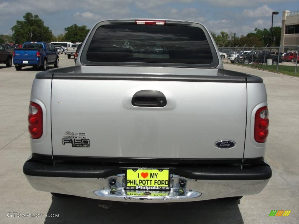 2003 F150 XLT SuperCrew - Silver Metallic / Medium Graphite Grey photo #4