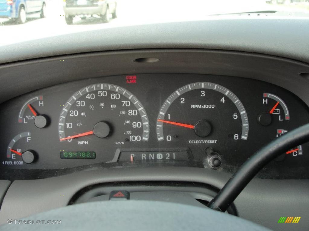 2003 F150 XLT SuperCrew - Silver Metallic / Medium Graphite Grey photo #44