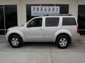 Silver Lightning Metallic - Pathfinder SE Photo No. 6