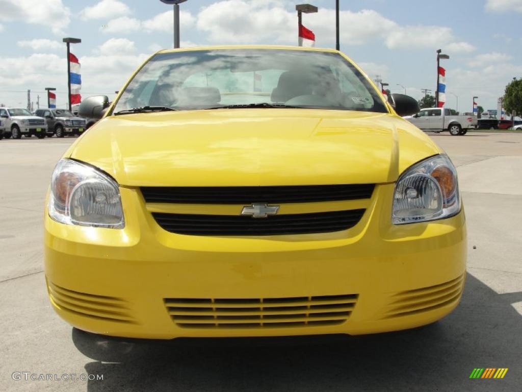 2007 Cobalt LS Coupe - Rally Yellow / Gray photo #9