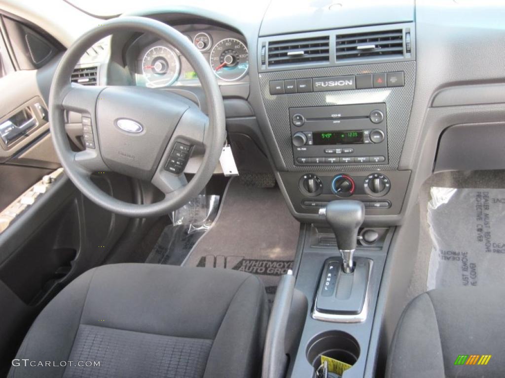 2007 Fusion SE - Tungsten Grey Metallic / Charcoal Black photo #7