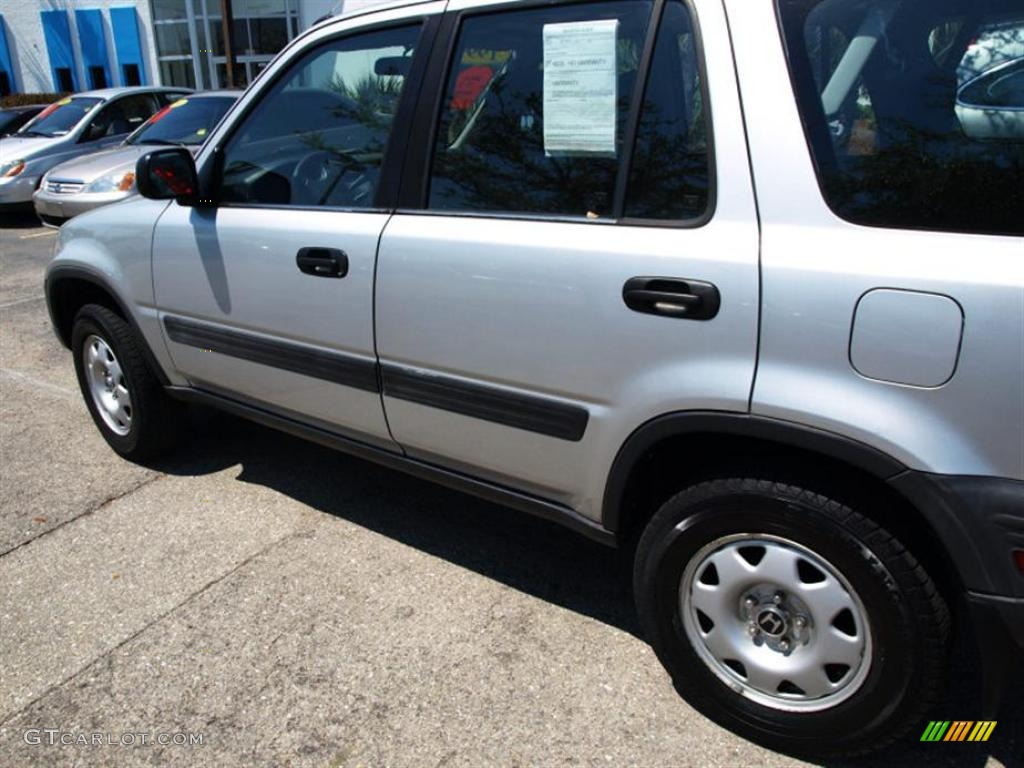 1999 CR-V LX 4WD - Sebring Silver Metallic / Charcoal photo #6