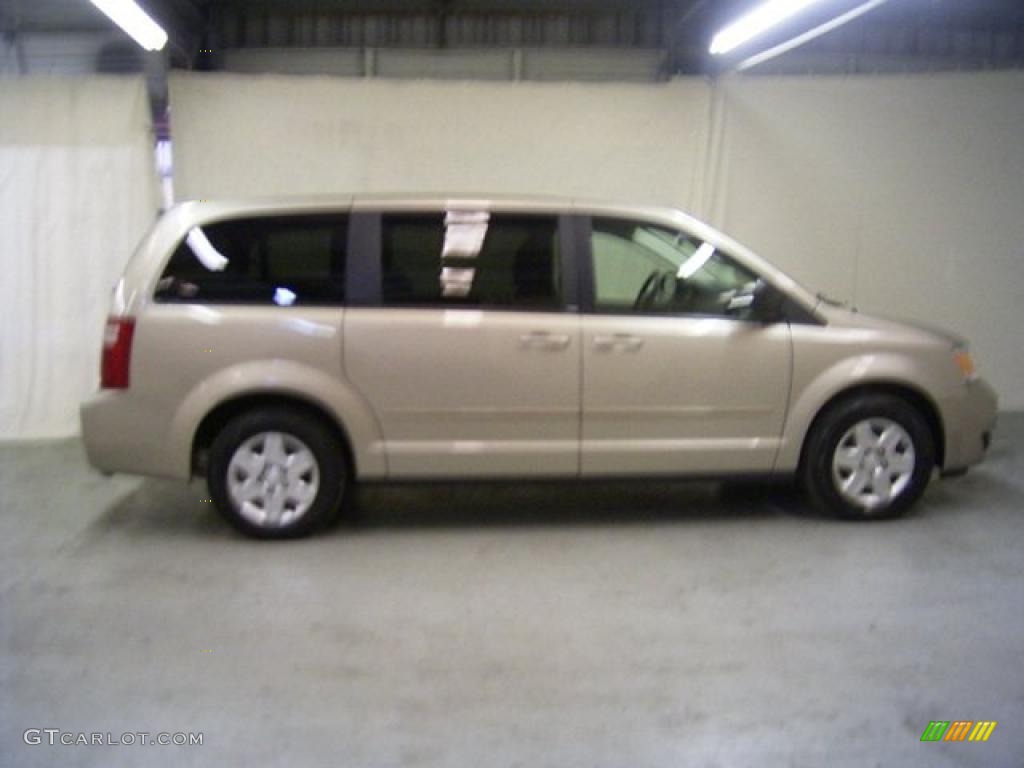 2009 Grand Caravan SE - Light Sandstone Metallic / Medium Slate Gray/Light Shale photo #8