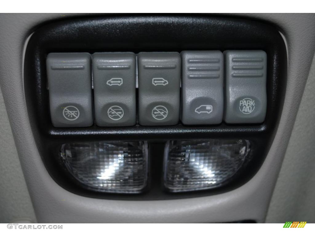 2001 Montana Sport - Black / Gray photo #45
