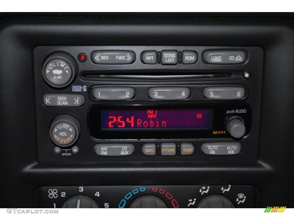 2001 Montana Sport - Black / Gray photo #48