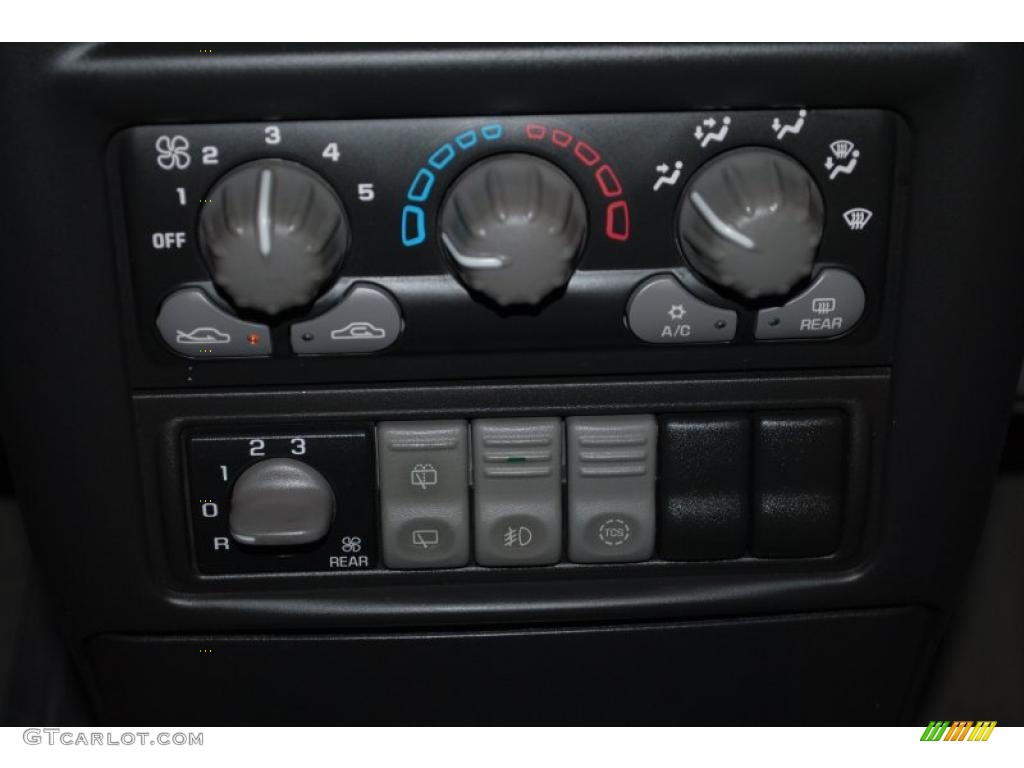 2001 Montana Sport - Black / Gray photo #49