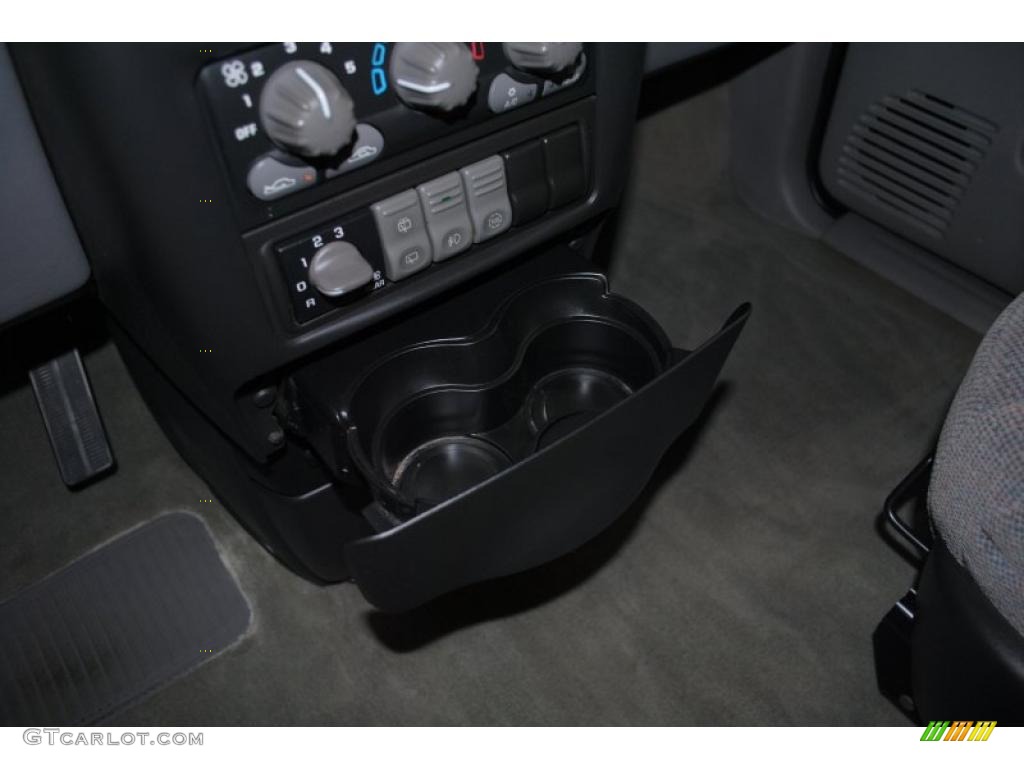 2001 Montana Sport - Black / Gray photo #50