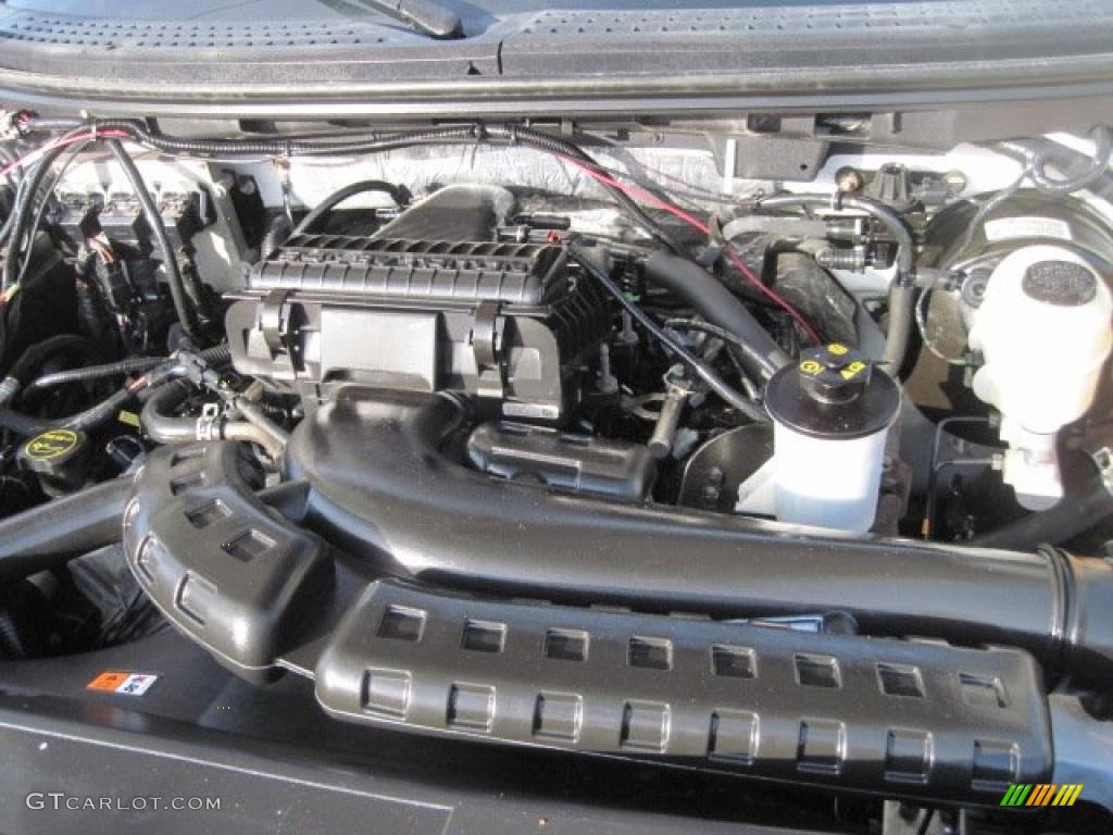 2006 F150 XLT SuperCrew 4x4 - Oxford White / Medium/Dark Flint photo #32