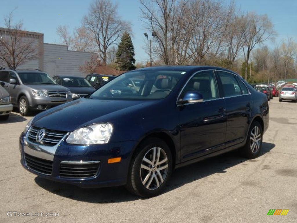 Shadow Blue Metallic Volkswagen Jetta