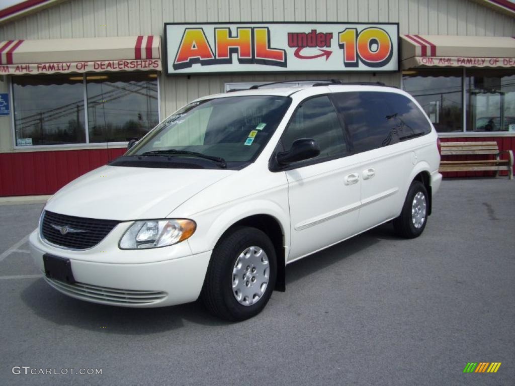 2003 Town & Country LX - Stone White / Taupe photo #1