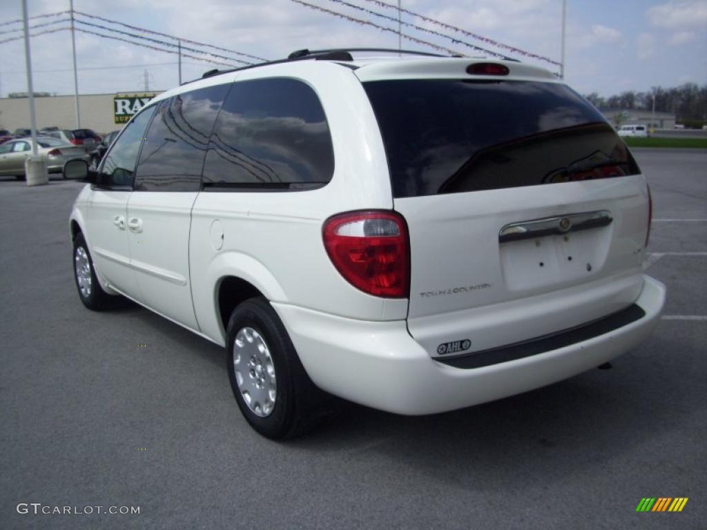 2003 Town & Country LX - Stone White / Taupe photo #3