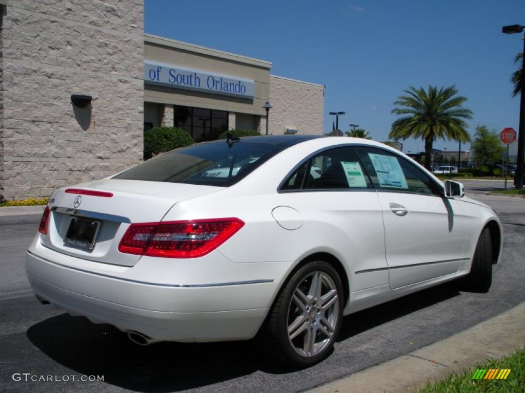2010 E 350 Coupe - Arctic White / Black photo #6