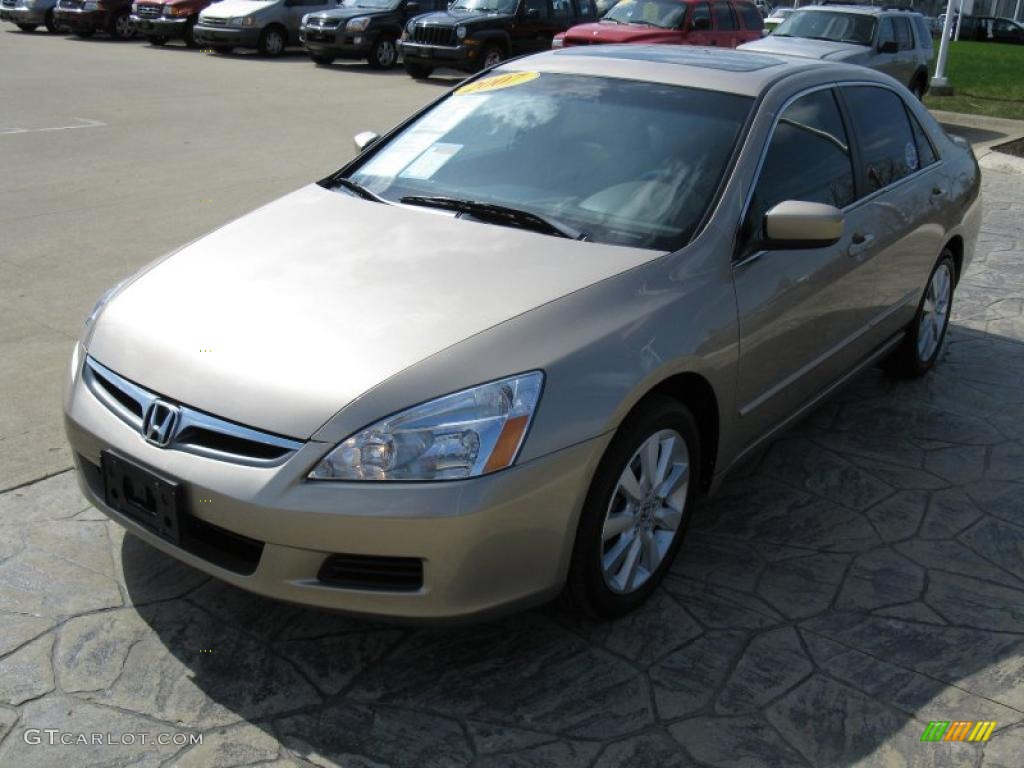 2007 Accord EX-L V6 Sedan - Desert Mist Metallic / Ivory photo #2