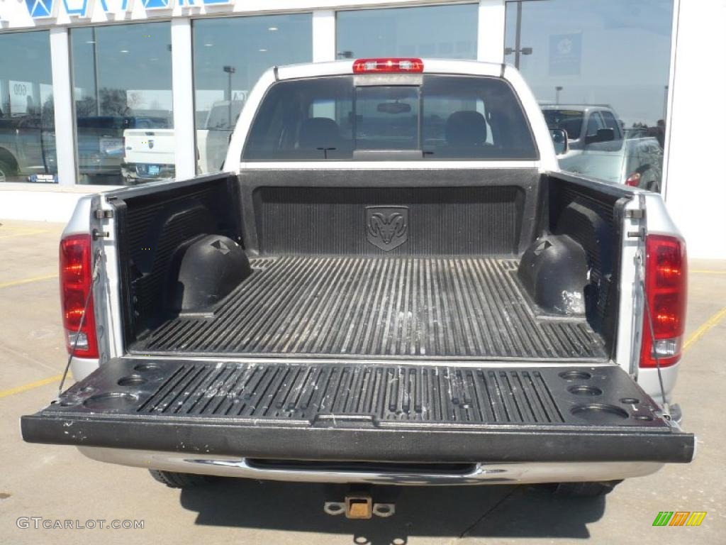 2002 Ram 1500 SLT Quad Cab 4x4 - Bright Silver Metallic / Dark Slate Gray photo #25