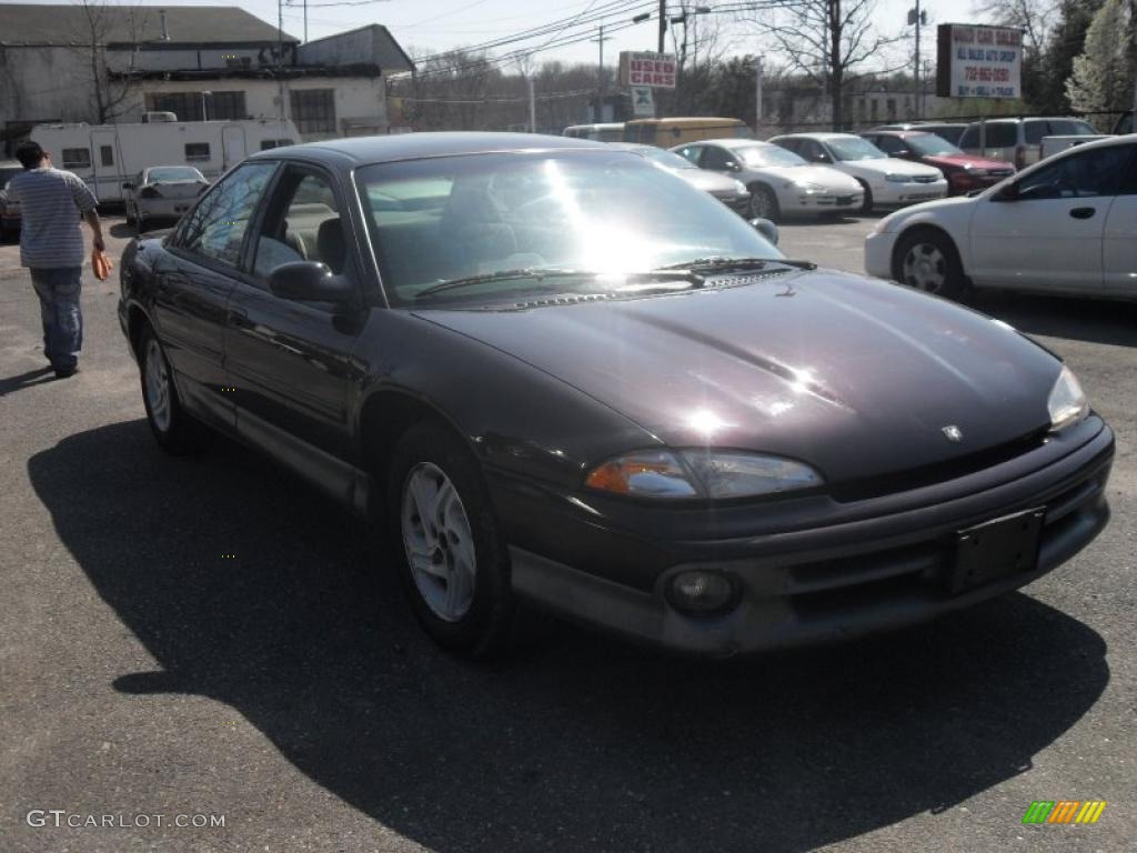 1994 Intrepid ES Sedan - Black Cherry Pearl / Dark Gray photo #3