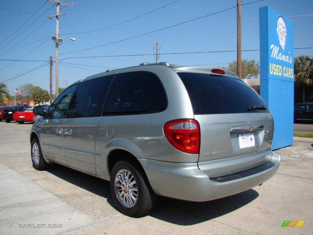 2003 Town & Country Limited - Satin Jade Pearl / Taupe photo #6