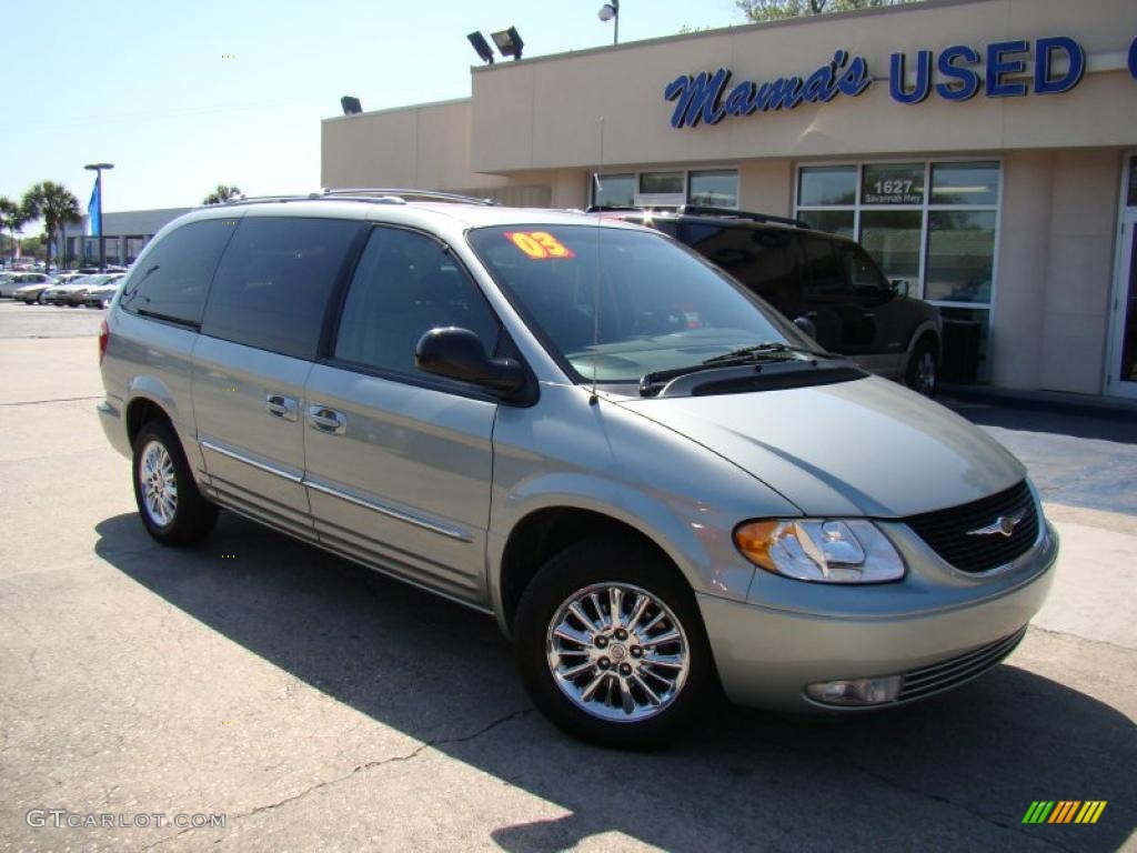 2003 Town & Country Limited - Satin Jade Pearl / Taupe photo #35