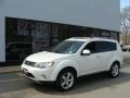 Diamond White Pearl - Outlander XLS 4WD Photo No. 1