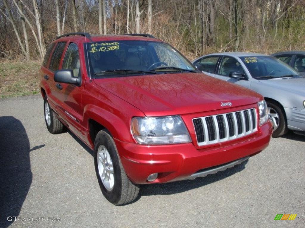 2004 Grand Cherokee Laredo 4x4 - Inferno Red Pearl / Sandstone photo #1