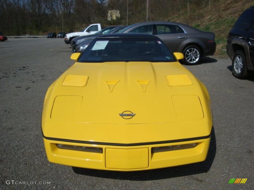 1986 Corvette Coupe - Yellow / Black photo #6