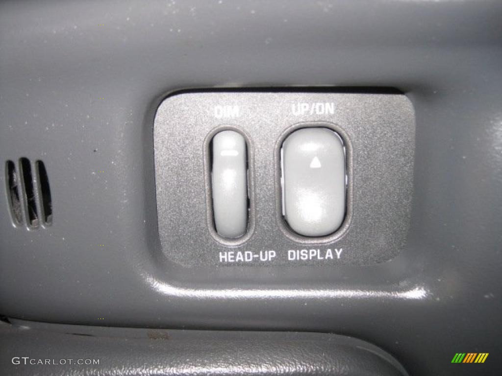 2002 Grand Prix GT Sedan - Black / Graphite photo #29