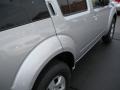 Silver Lightning - Pathfinder S 4x4 Photo No. 5
