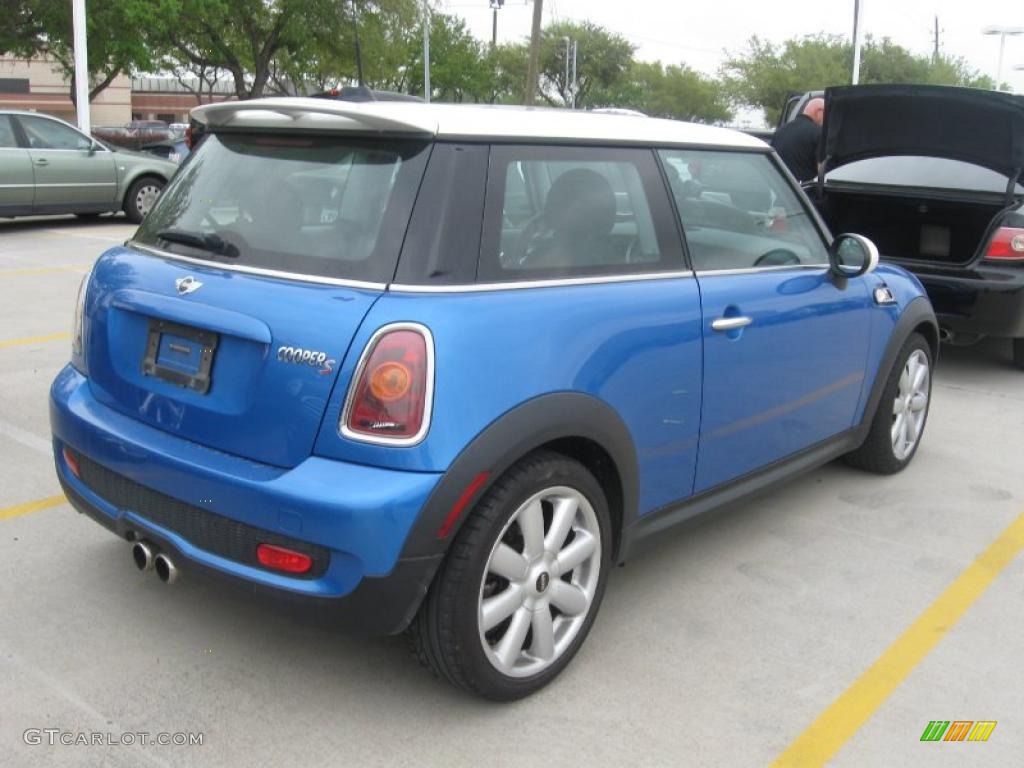 2008 Cooper S Hardtop - Laser Blue Metallic / Blue/Carbon Black photo #4