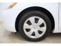Super White - Camry LE Photo No. 26