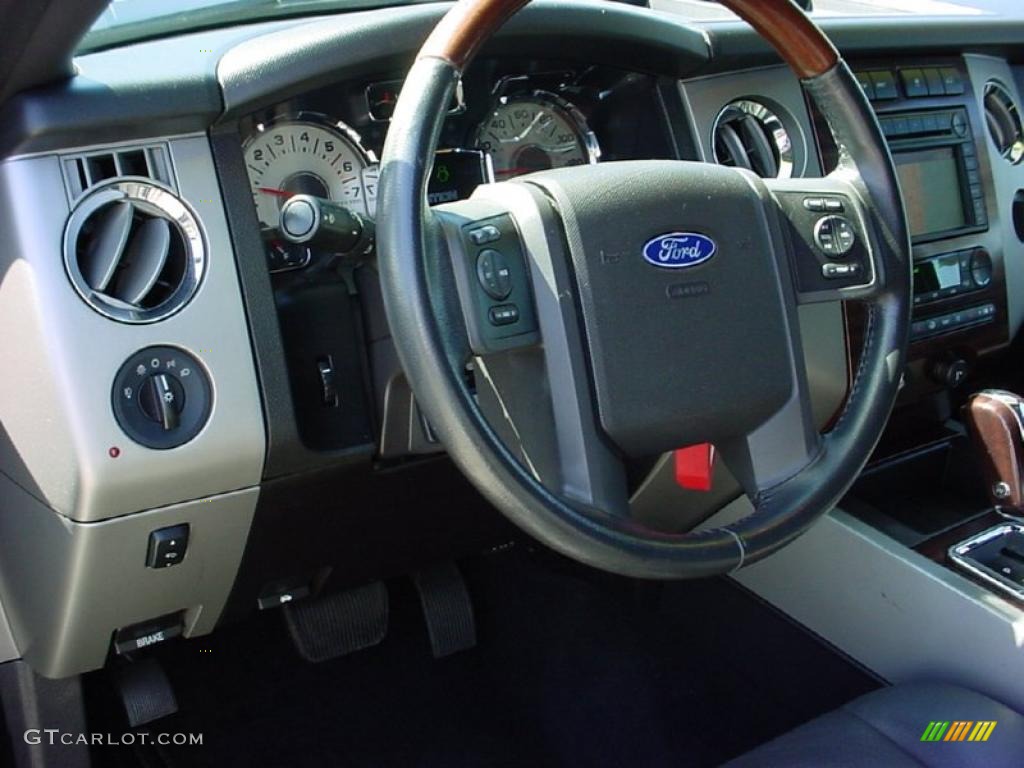 2007 Expedition EL Limited - Black / Charcoal Black photo #15