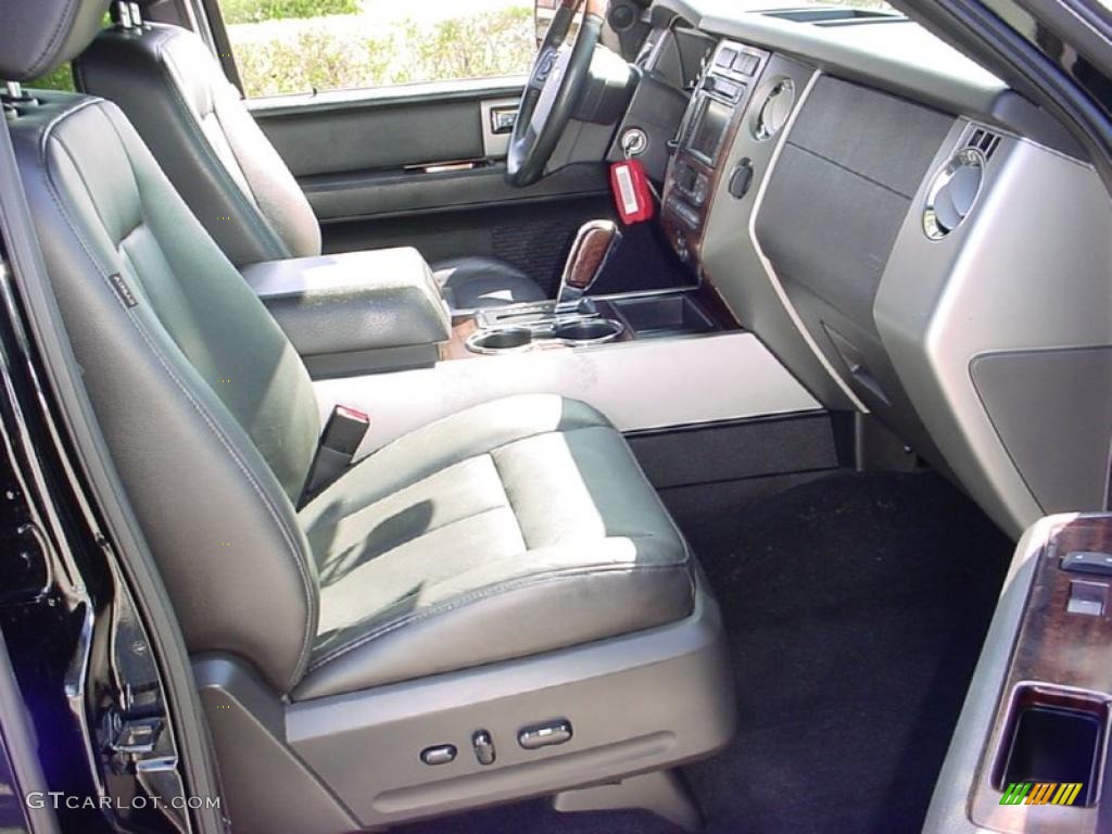 2007 Expedition EL Limited - Black / Charcoal Black photo #17