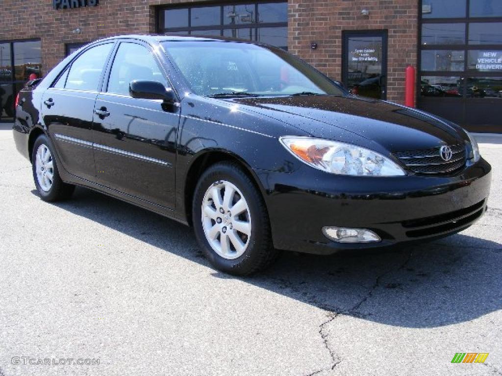 2003 Camry XLE V6 - Black / Taupe photo #1