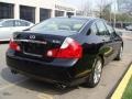 Black Obsidian - M 35x Sedan Photo No. 9