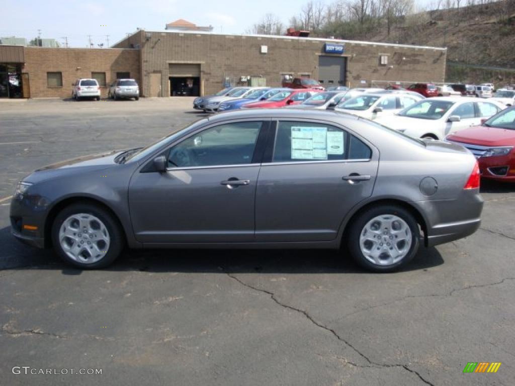 2010 Fusion SE - Sterling Grey Metallic / Charcoal Black photo #6