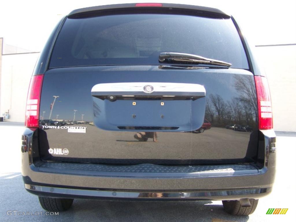 2008 Town & Country Touring - Brilliant Black Crystal Pearlcoat / Medium Slate Gray/Light Shale photo #5
